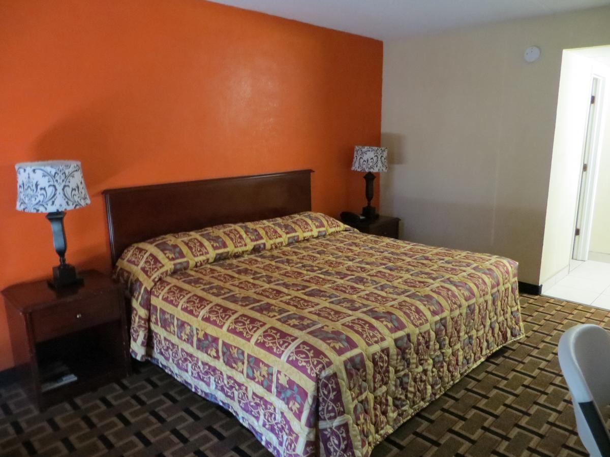 Budget Inn كوكاو المظهر الخارجي الصورة
